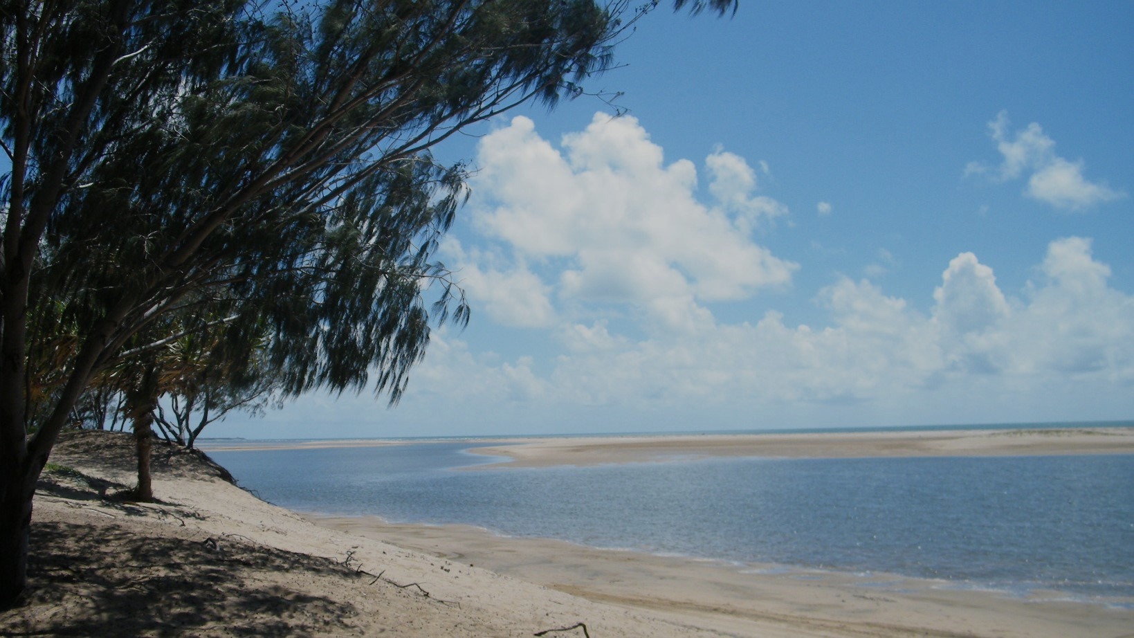 Alva Beach Tourist Park Cabins Caravaning Camping